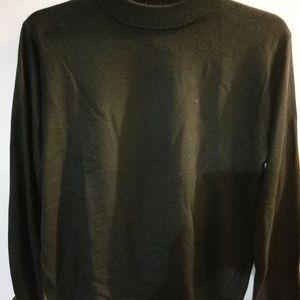 Long sleeve light sweater
